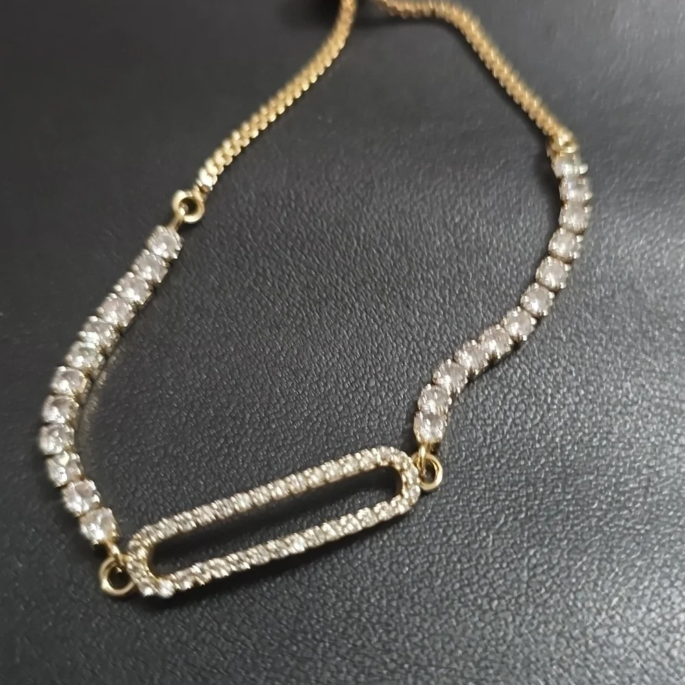 Jewelry - Picture 3 of 4